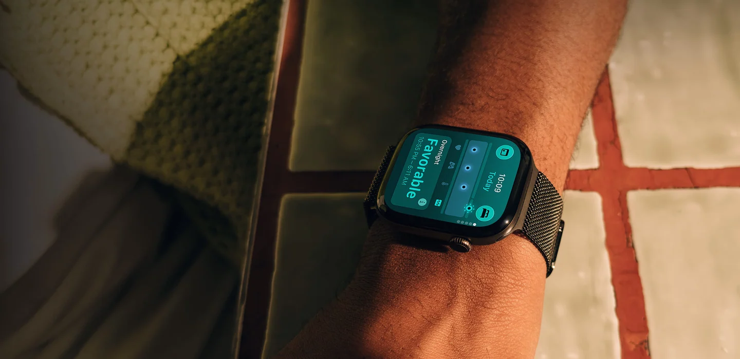 Apple Watch Series 12 46mm Black Aluminum — экран