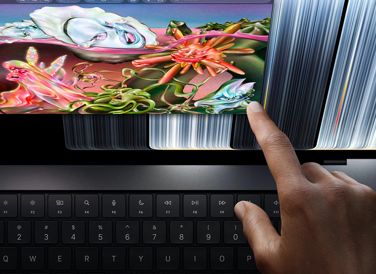MacBook Pro 14 OLED M5 Pro 48/1TB Space Black — сенсорный экран
